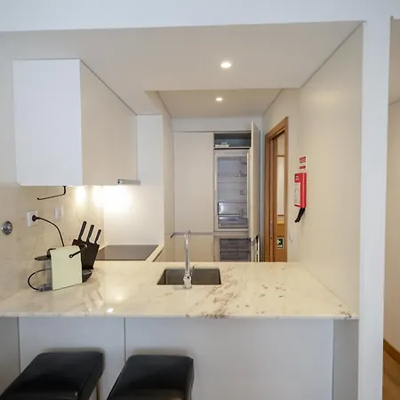 Apartament Charming Camoes By Hosts Porto