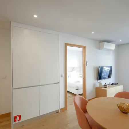 Charming Camoes By Hosts *