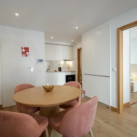 Apartament Charming Camoes By Hosts Porto