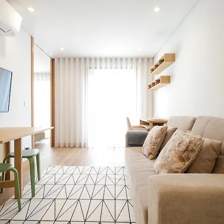 Apartament Charming Camoes By Hosts Porto
