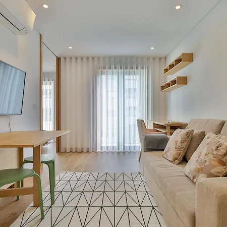 Charming Camoes By Hosts Apartament *